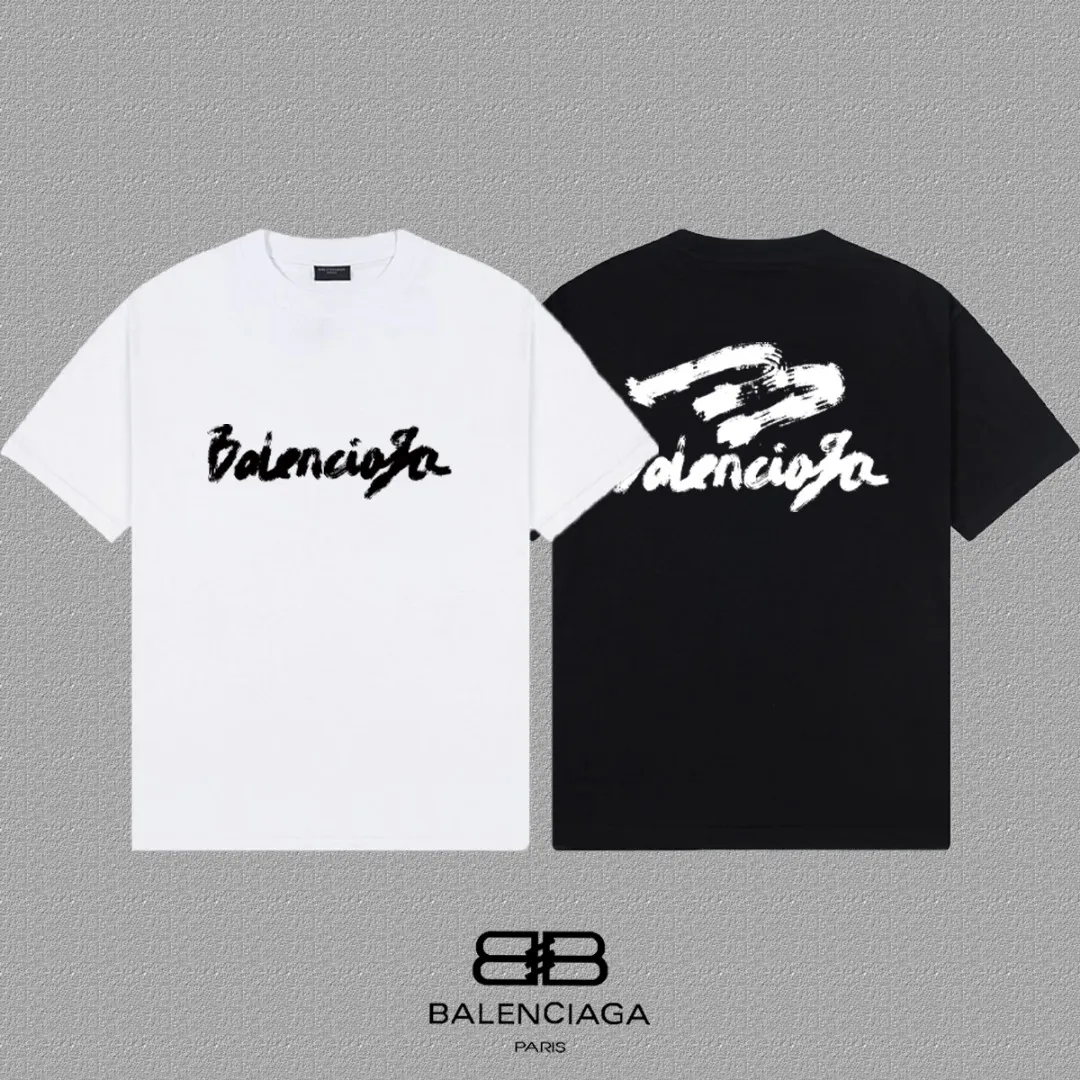 P80✨🔥 BALENCIAGA Paris lettering printed short-sleeved T-shirt. Custom-woven and dyed 300 grams of combed cotton heavyweight fabric. Zero color difference in threads. Perfect details. Different from the current currency version. Welcome to compare. Same Style for men and women. Must-sell in the picture above. Color: White Black Size: 1 2 3 4